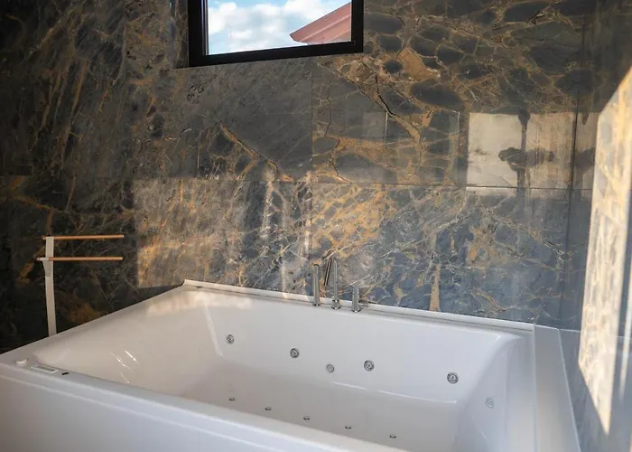 Montesinho Eco-resort Κατάλυμα σε φάρμα *